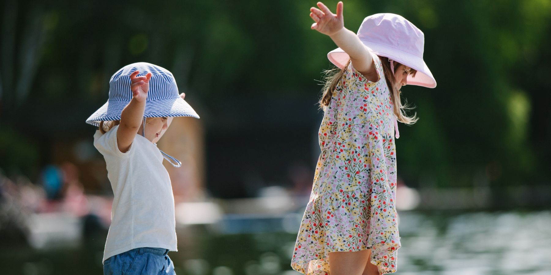 wide brim kids summer hats with UPF50+ Excellent Sun Protection for infants, toddlers and kids. linen, organic cotton, solar nylon with chin ties.  machine washable-made in canada by puffin gear,  hats your kids will love to wear