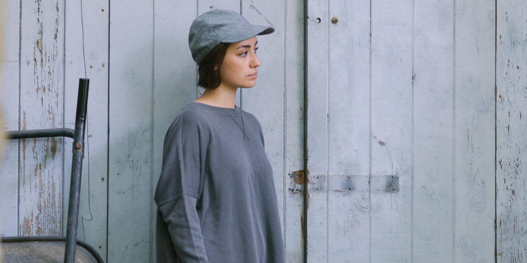 Casual linen ball caps and bucket hats for fall perfect for wandering your local farmers market, raking leaves or just hanging out.  Made in Canada by Puffin Gear.