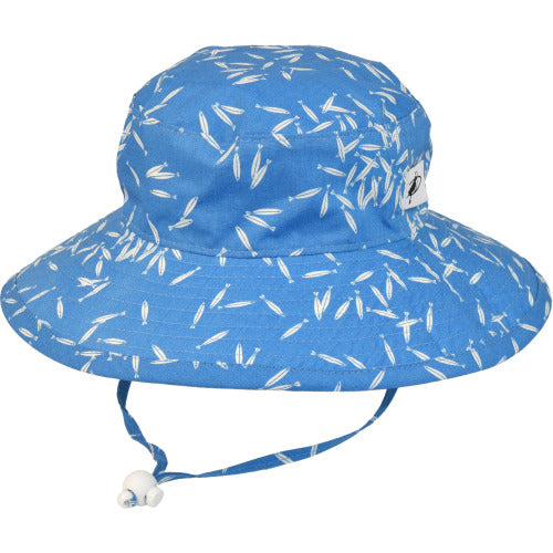 Puffin Gear Organic Cotton Wide Brim Sunbaby Hat-UPF50+ Sun Protection-Chin Tie with Toggle and Safety Break Away Clip-Machine Washable-Beautiful Prints-Brims Don&#39;t Flop-Made in Canada-Minnow Print by Charlie Harper