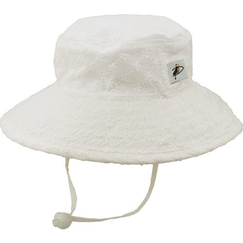 Kids Wide Brim Sunbaby Hat has a chin tie with cord lock and safety break away clip to keep hat safely in place. Tested and rated UPF50+ Excellent Sun Protection so your kid can play outdoors all day.  Made in Canada by Puffin Gear-Liberty of London Cotton Prints-Ivory Eyelet Lace
